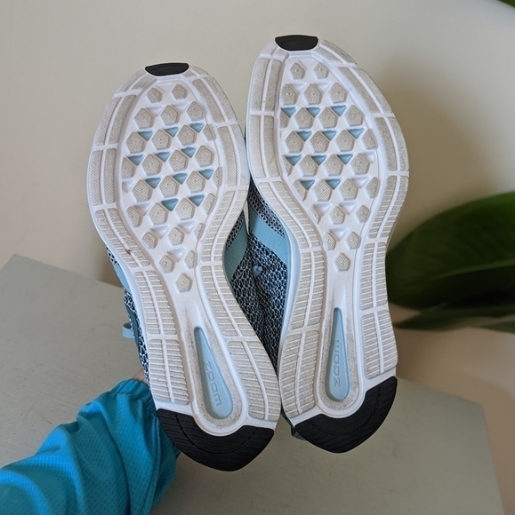 Nike Zoom Strike Blue Mesh Running Athletic Sneakers - Picture 7 of 8